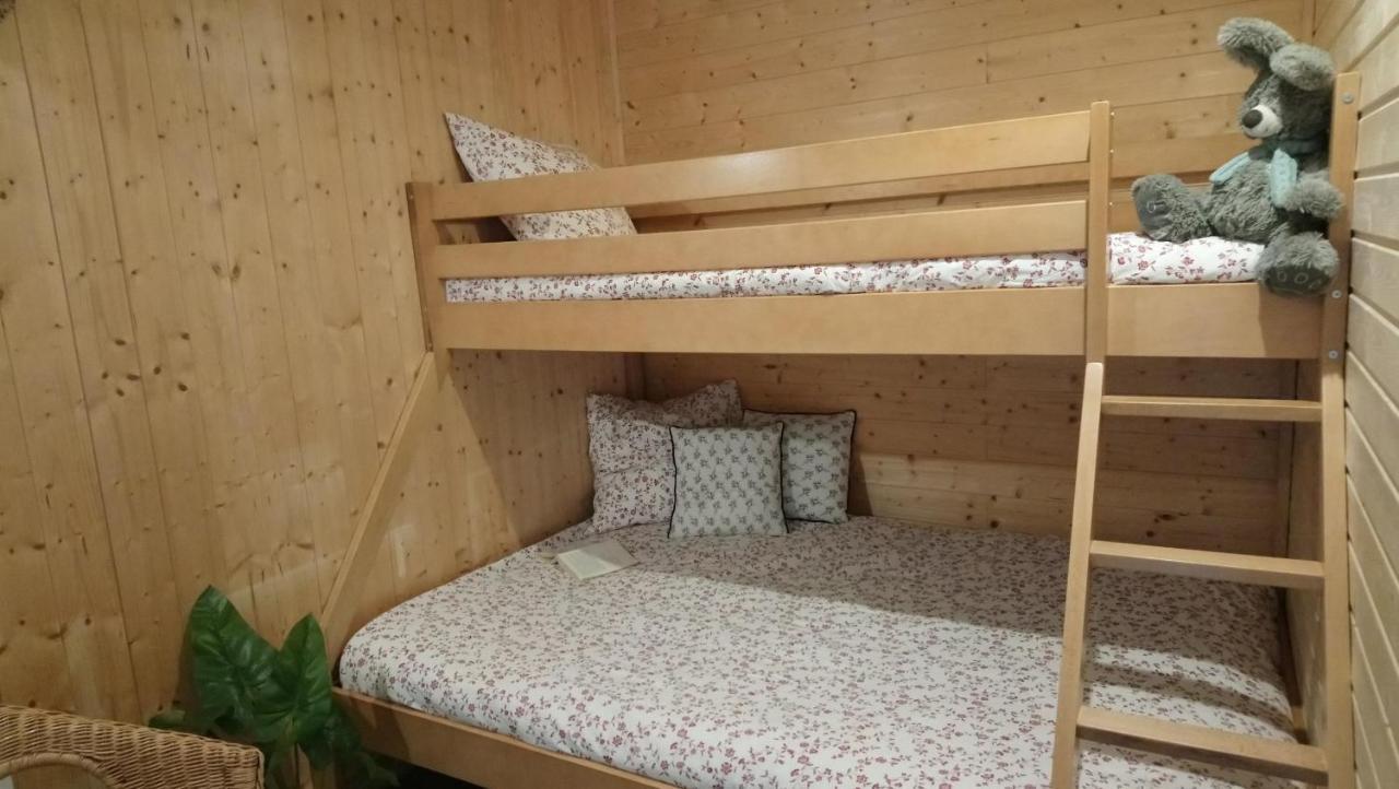 Domaine Les Gandins Bed and Breakfast Saint-Germain-de-Salles Esterno foto
